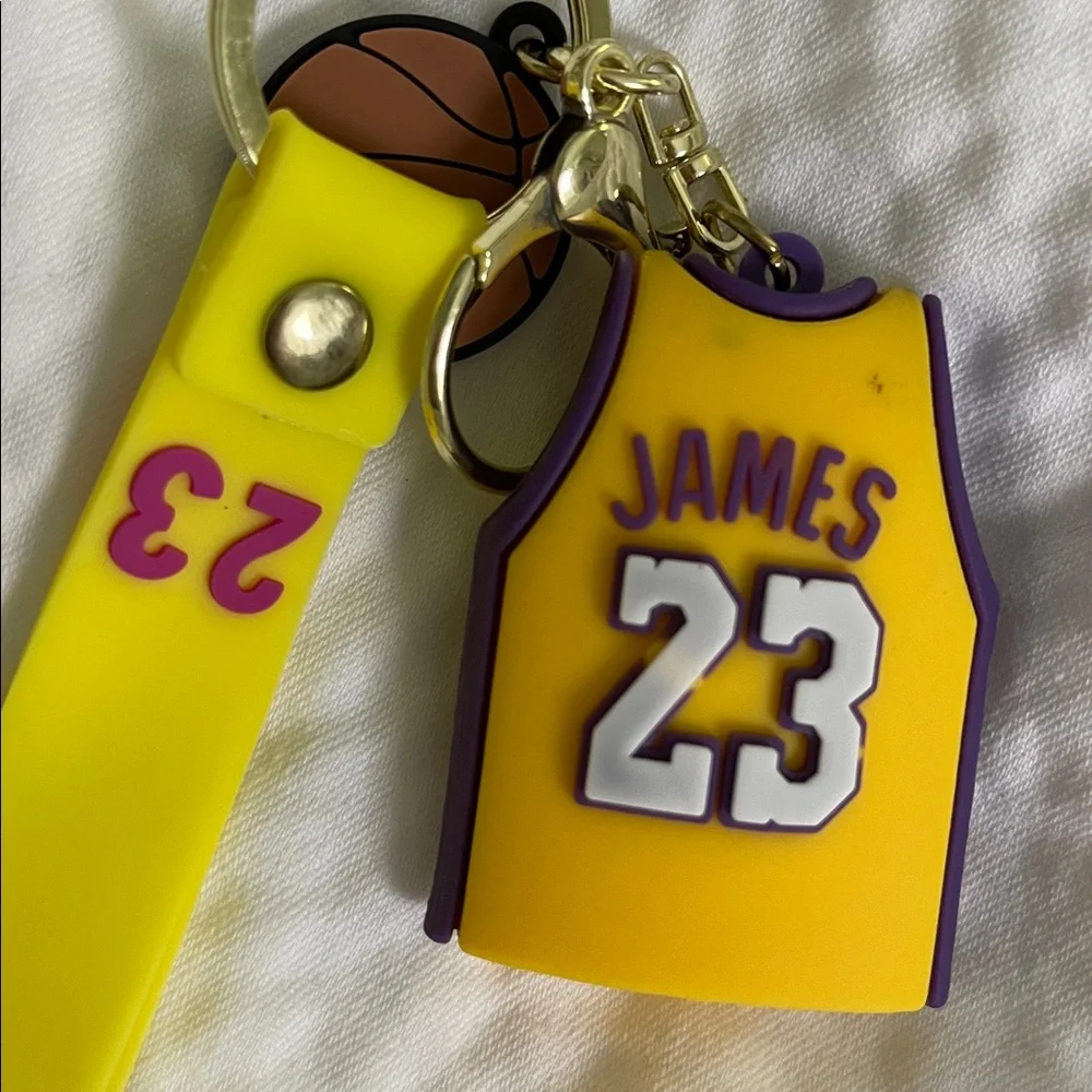 Lakers I love James LeBron Keychain with Basketball Charm new